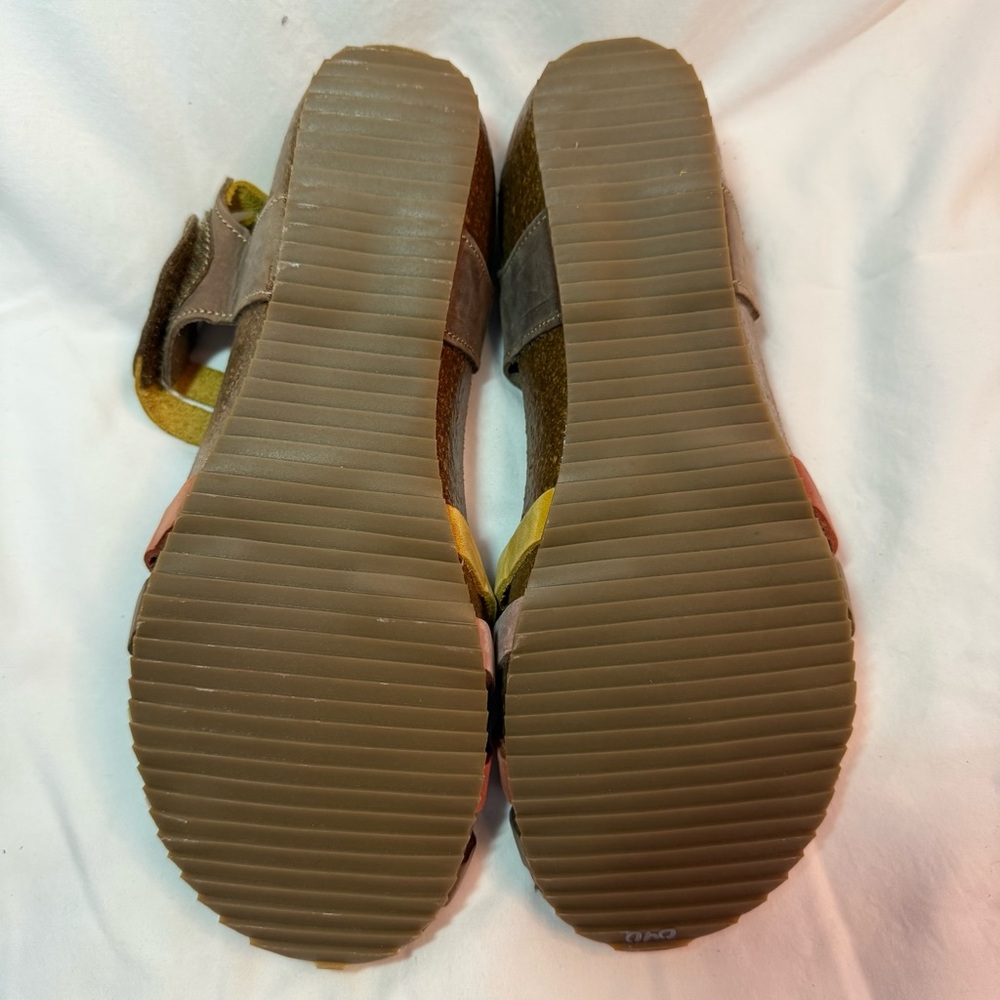 Women’s Multi-Striped Suede Comfort Sandals - Multi - Picture 6 of 8